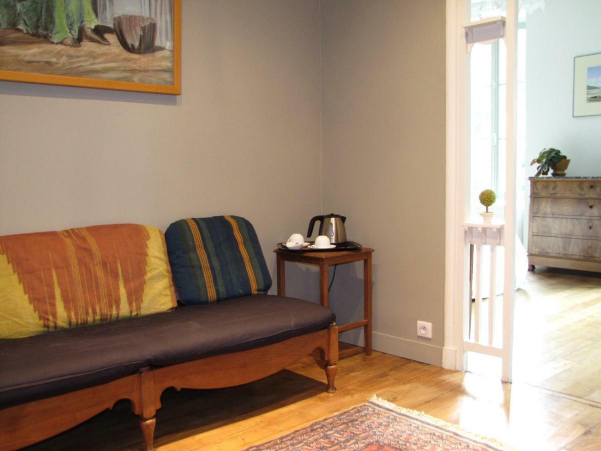 Le Clos des Roseaux Chorey-les-Beaune Chambre photo
